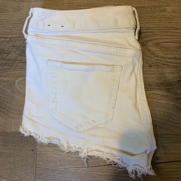 ripped white jean shorts - Picture 5 of 5